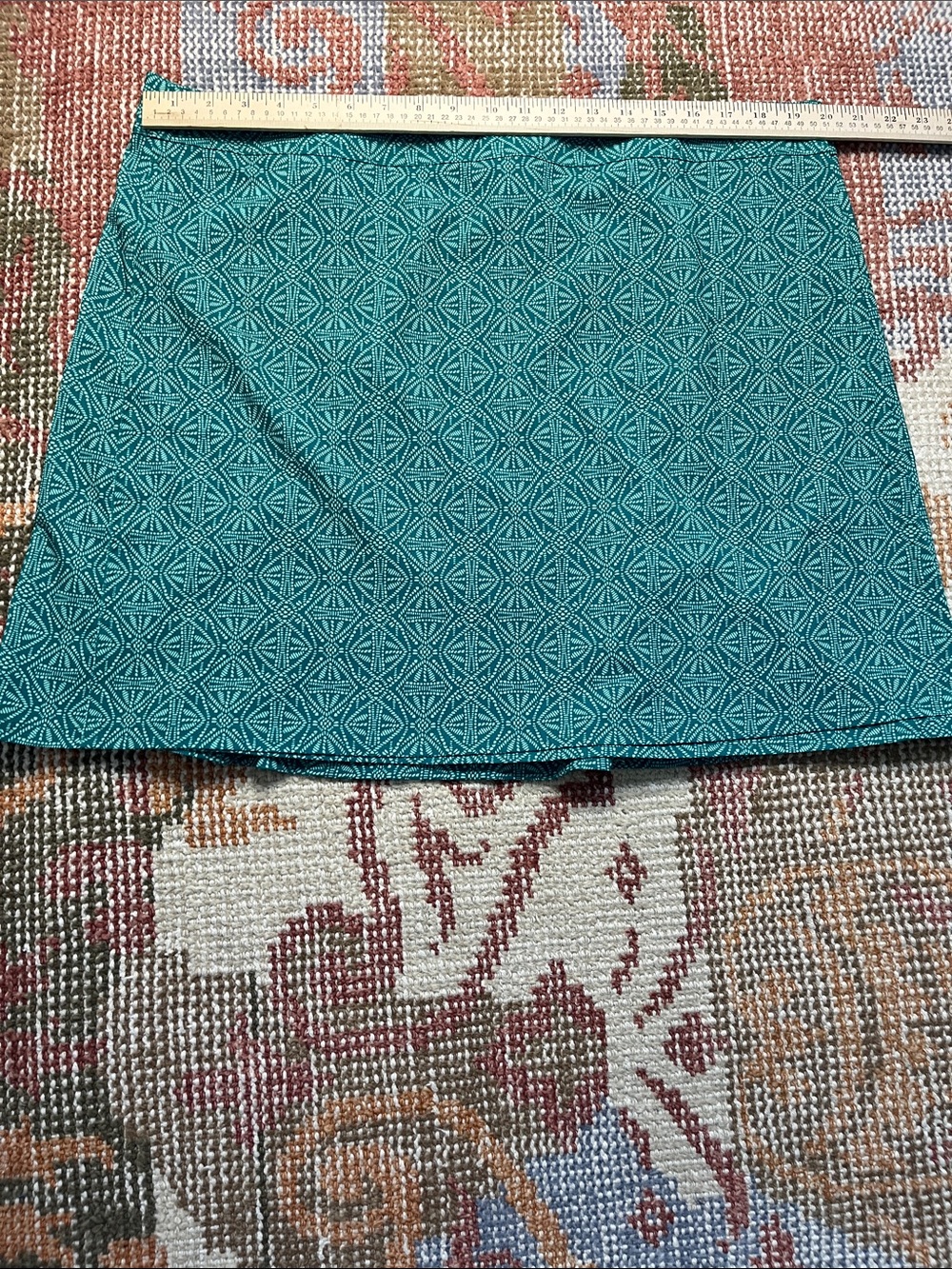 RipSkirt Hawaii Wrap Skirt Teal Green Geometric Batik Print Plus Size 2X - Picture 2 of 7